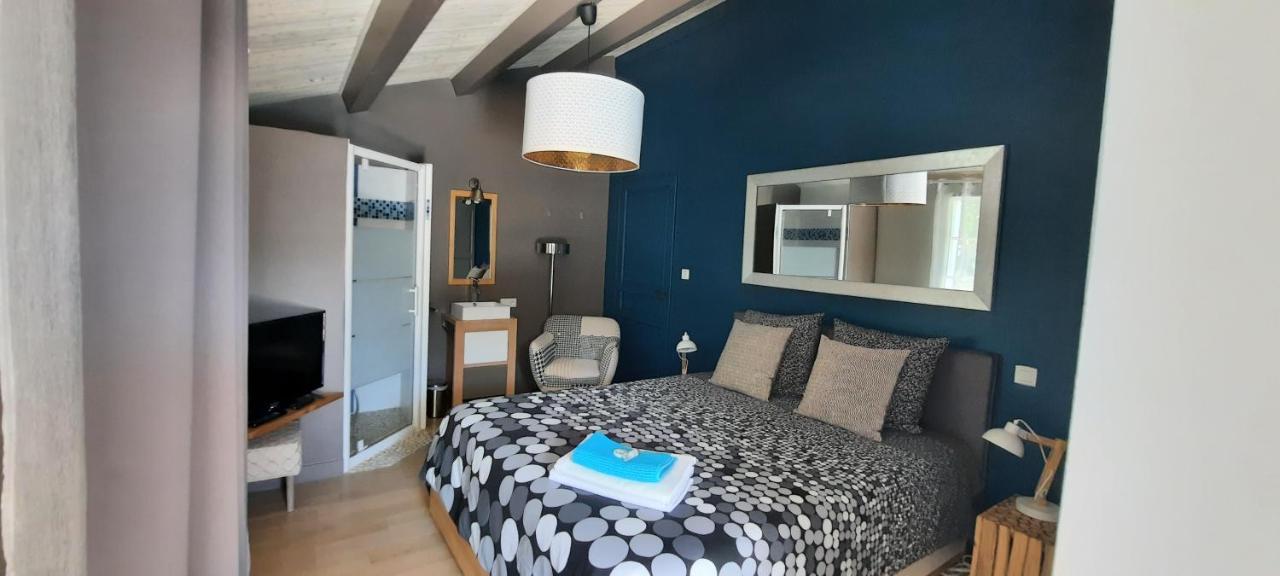 Sea-Snow Guest Houses Talmont-Saint-Hilaire Екстериор снимка